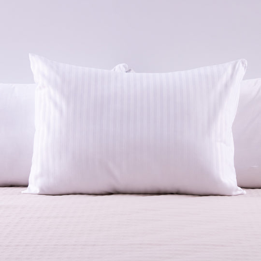 Almohada Microgel One Line con Cierre Standar